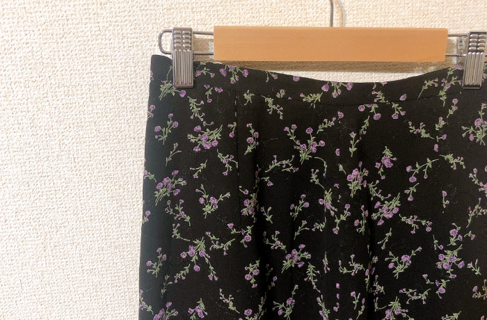 ブラックパープル花柄スカート 新品